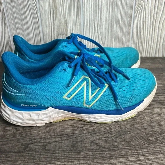 New Balance Fresh Foam X 880 V11 Womens Size 9.5 Running Shoes Blue Sneakers - Picture 3 of 8
